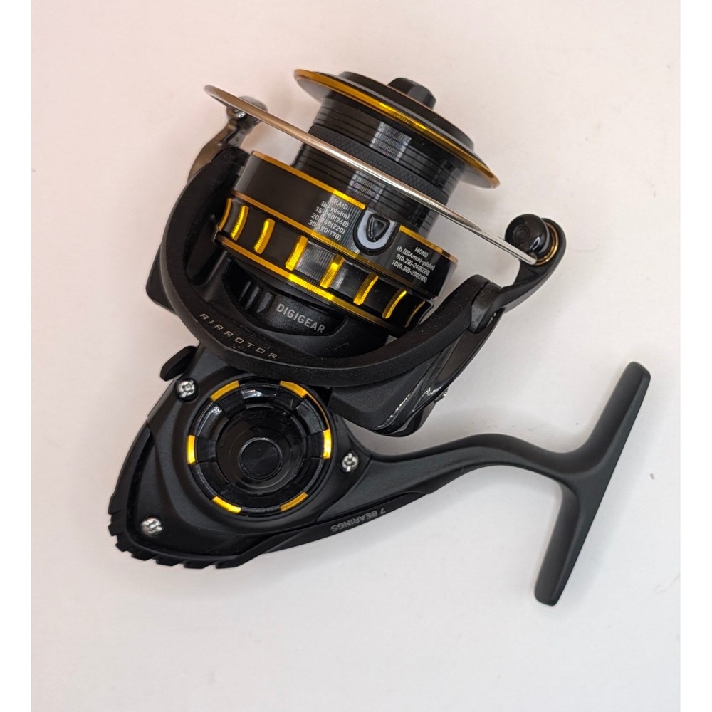 Daiwa BG 3000 Spinning Reel Black Gold Air Rotor Missing Handle For Parts